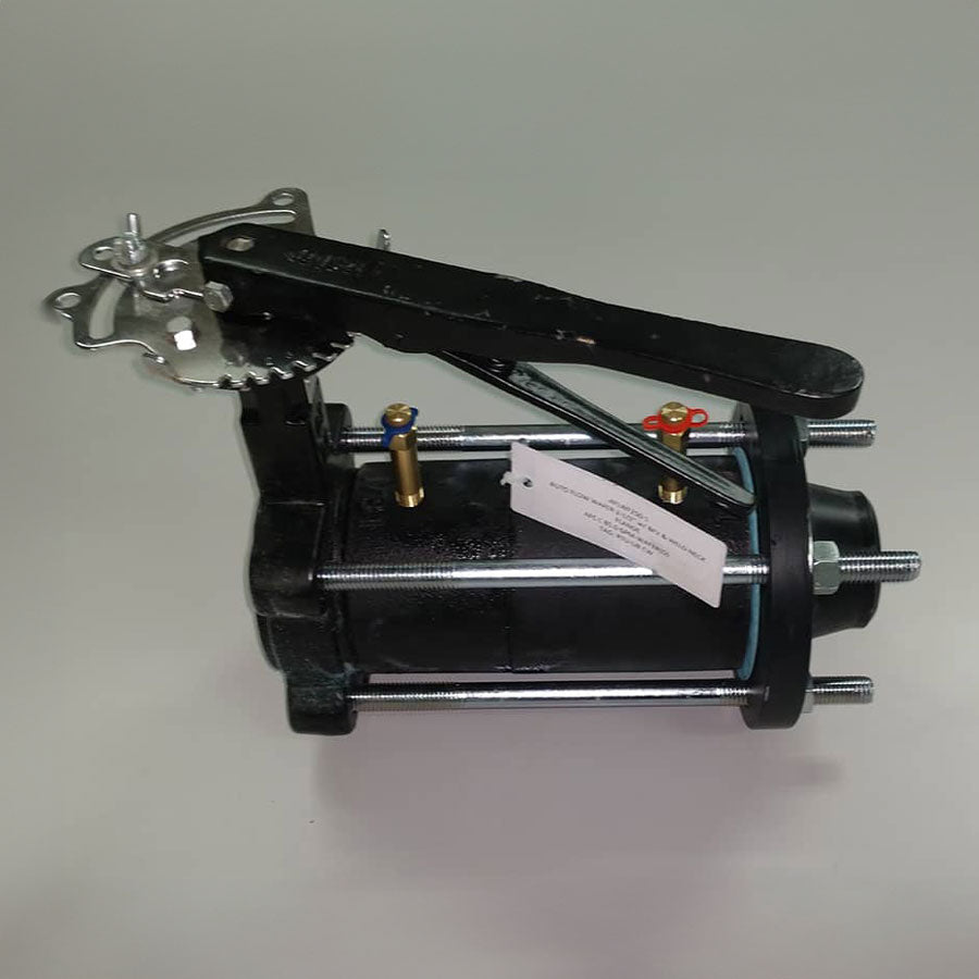 AFLWF Automatic flow control valve with wafer Ductile iron body, lug type butterfly valve, dual Pressur/Temperature readout ports, factory set flow rate with + 5% accuracy.